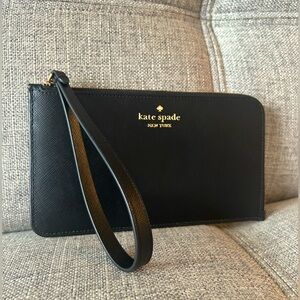 kate spade Lucy Black Wristlet